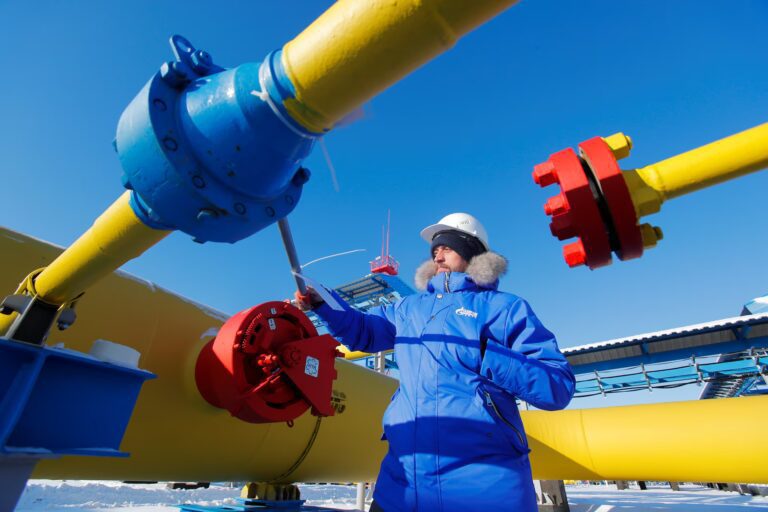 Russia Halts Gas to Austria, Europe Scrambles for Alternatives Russia Halts Gas to Austria, Europe Scrambles for Alternatives
