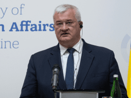 Ukraine rejects Russia's claim on Putin's official residence and flags diplomatic risks from global reactions