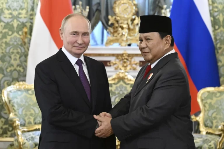 Geopolitical Gamble: Indonesia Risks Western Backlash Over Russian Oil Deal Geopolitical Gamble: Indonesia Risks Western Backlash Over Russian Oil Deal