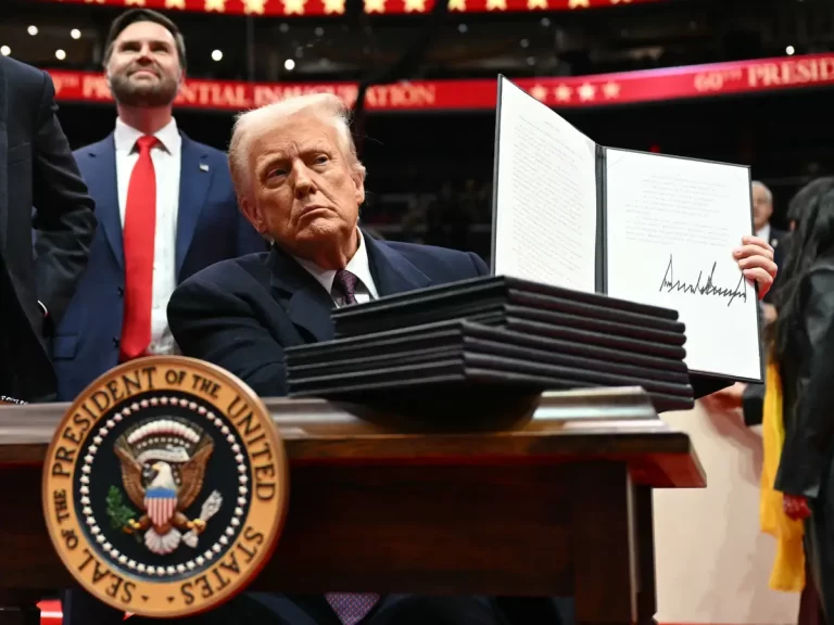 Trump Signs 15 Executive Orders, Shaking Up U.S. Policies Trump Signs 15 Executive Orders, Shaking Up U.S. Policies
