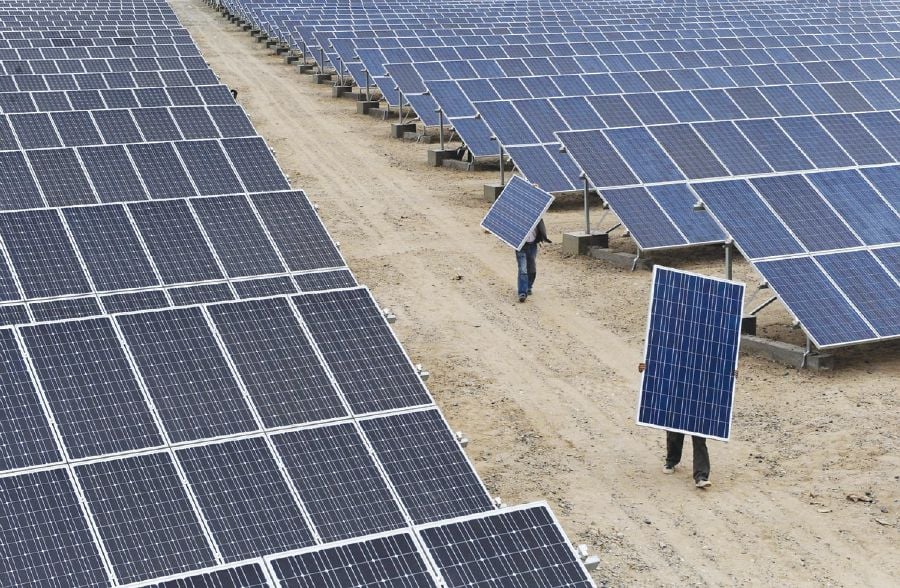 High-Risk Inverters from China Trigger Alarm on Hidden Devices