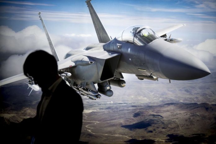 UK Seeks Powerful Nuclear-Armed US Jets to Tackle Growing Russian Threat