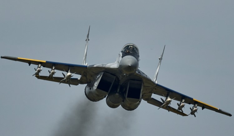 Zaporizhzhia Strike Surprise: Ukrainian MiG-29 Unleashes Smart Bombs on Russian Target