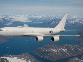 E-6B Mercury spotted in rare flight near Greenland amid submarine exercises