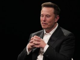 Elon Musk slows political party launch amid concerns over business and political ties