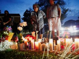 Illinois governor seeks review of ICE tactics after migrant killed during Chicago arrest