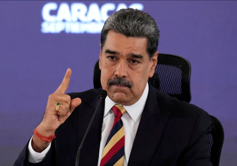 Maduro Declares Maximum Preparedness, Threatens “Republic in Arms” if Attacked