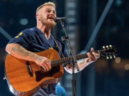 Zach Bryan responds to fan concerns over lyrics referencing ICE and immigration raids