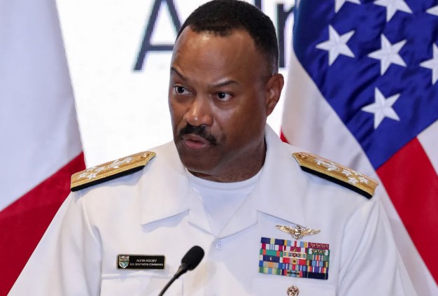 Admiral Holsey retires after U.S. Navy strike operations in Venezuela raise questions