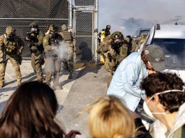 ICE officers pepper-spray pastor at Broadview facility during peaceful protest