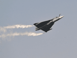 Daring turns, fatal consequences — why airshow accidents keep haunting fighter jet displays Global aviation community reviews airshow risks after HAL Tejas and past fighter jet crashes