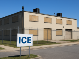 Court reviews Chicago ICE facility after detainees report overcrowding and denial of legal access