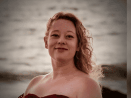 President Trump defends ICE agent in Renee Nicole shooting and stresses respect for law enforcement