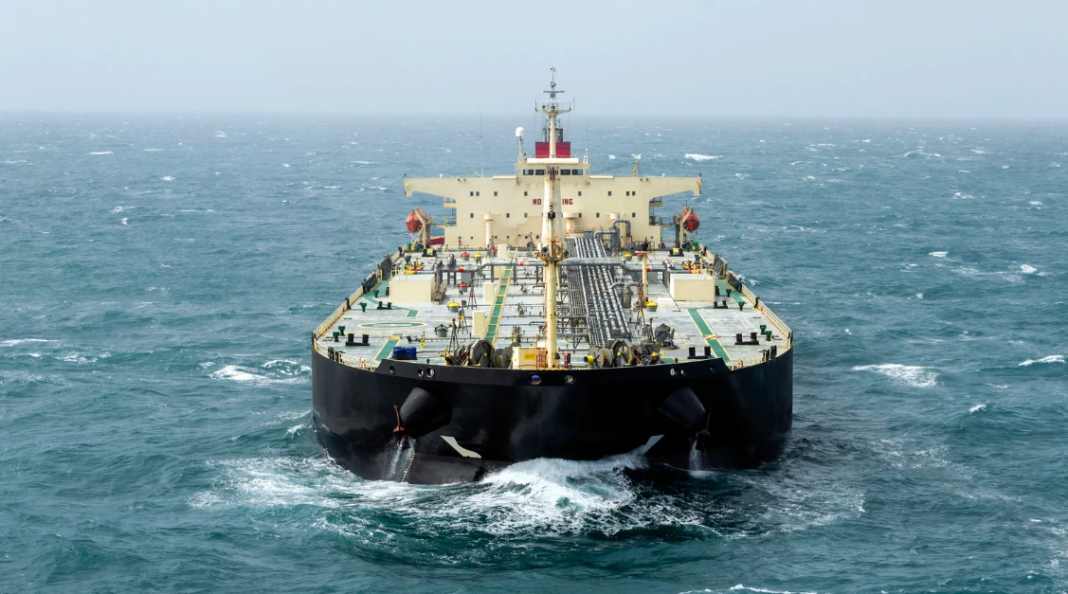 Seven Russian oil tankers originally bound for China make sudden U-turn toward India